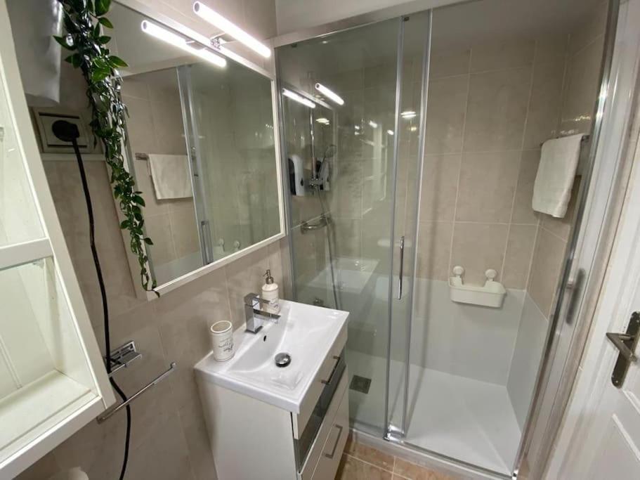 Flowers Family Home 索佩拉纳 外观 照片